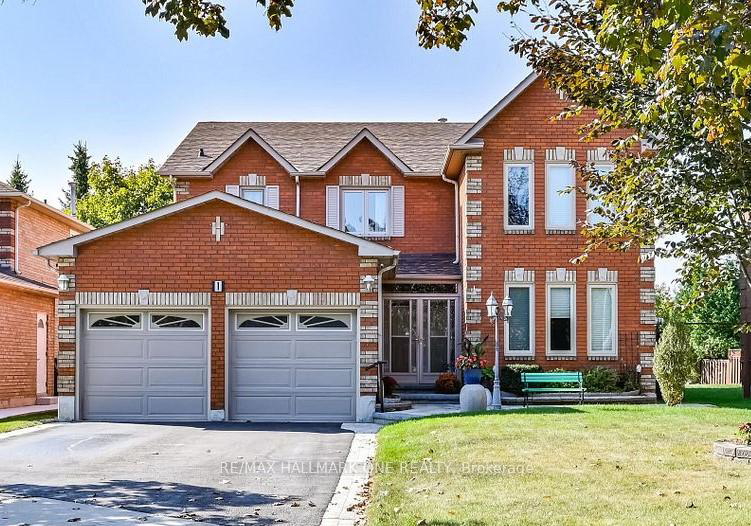 1-makin-court-ajax-ontario-e12409965
