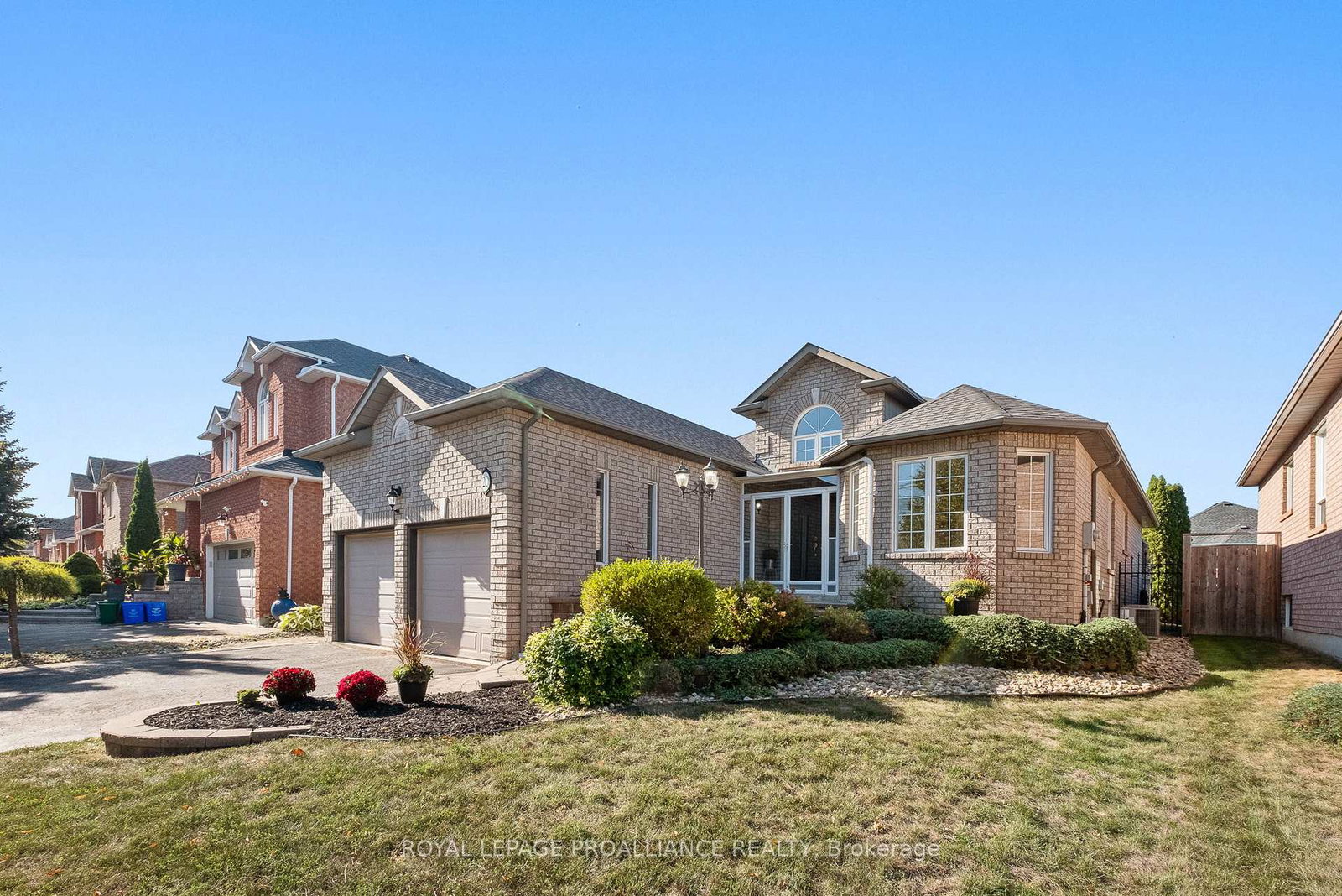 20-patrick-drive-whitby-ontario-e12410193