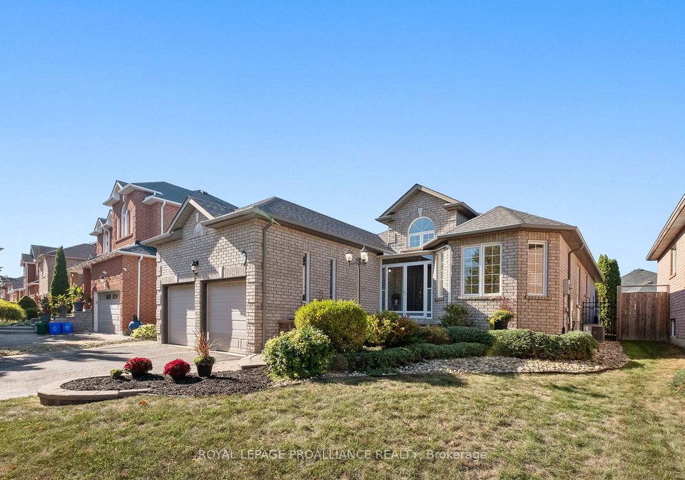 20-patrick-drive-whitby-ontario-e12410193