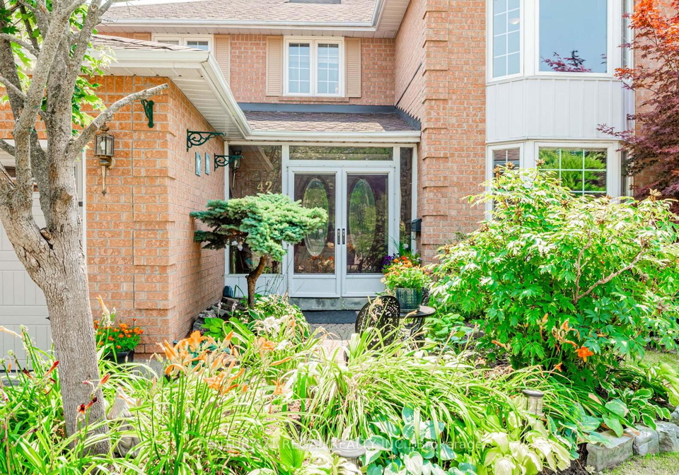 42-milner-crescent-ajax-ontario-e12410235