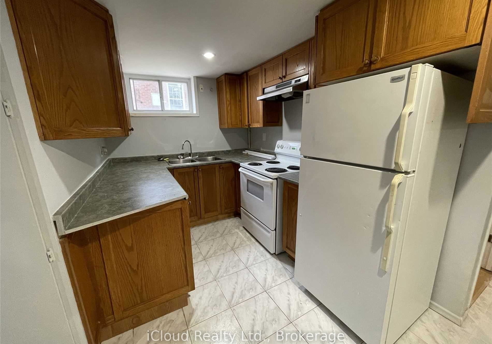 26-frolick-crescent-scarborough-ontario-e12410695