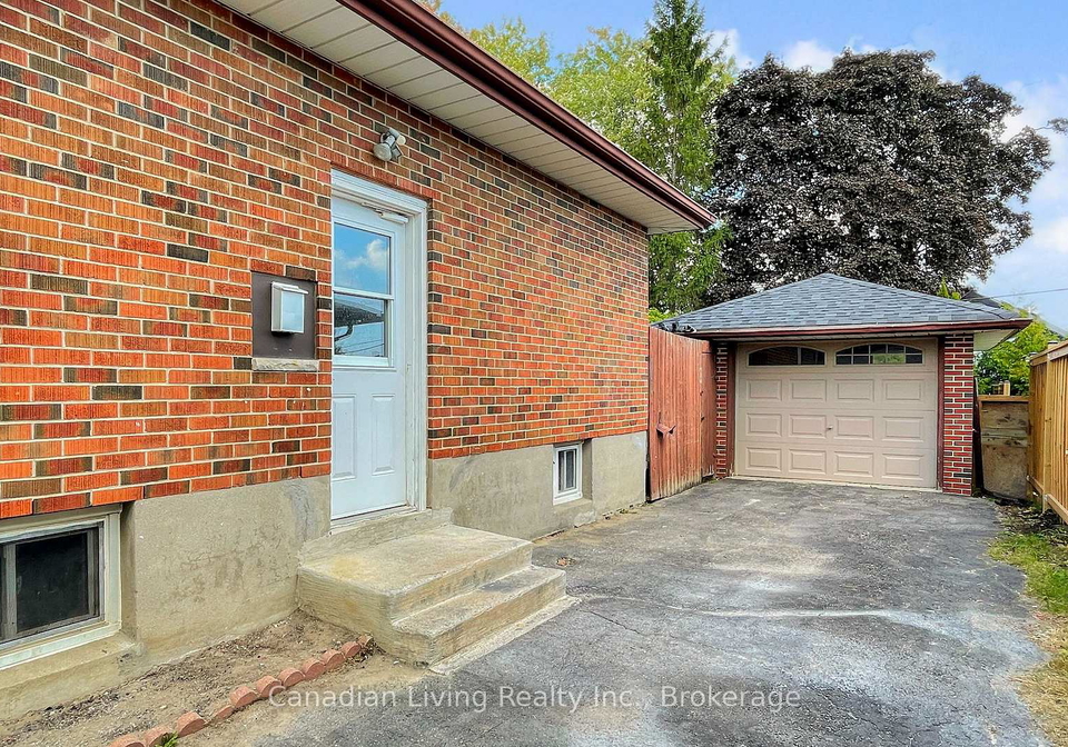 2-599-gibbons-street-oshawa-ontario-e12411145