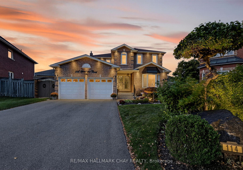 114-sweetbriar-court-pickering-ontario-e12411212