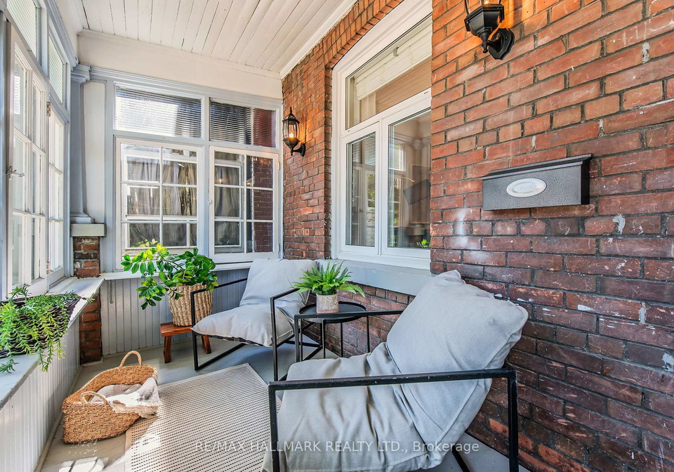 152-hastings-avenue-toronto-ontario-e12411305
