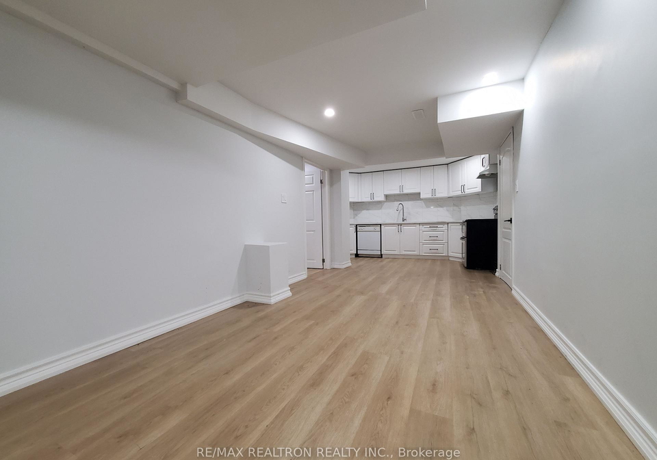 6-pinestone-court-whitby-ontario-e12411487