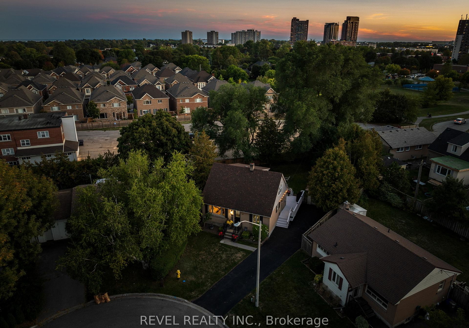 3-glenwood-terrace-ajax-ontario-e12411696