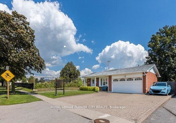 1085-mary-street-n-oshawa-ontario-e12411720