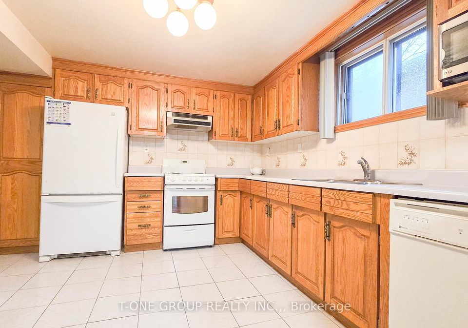 60-iangrove-terrace-scarborough-ontario-e12413205