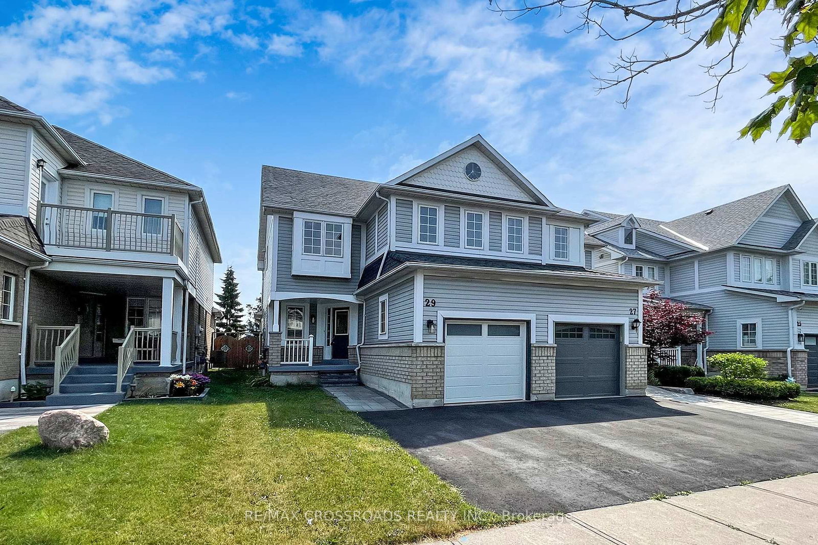 29-regatta-crescent-whitby-ontario-e12413245