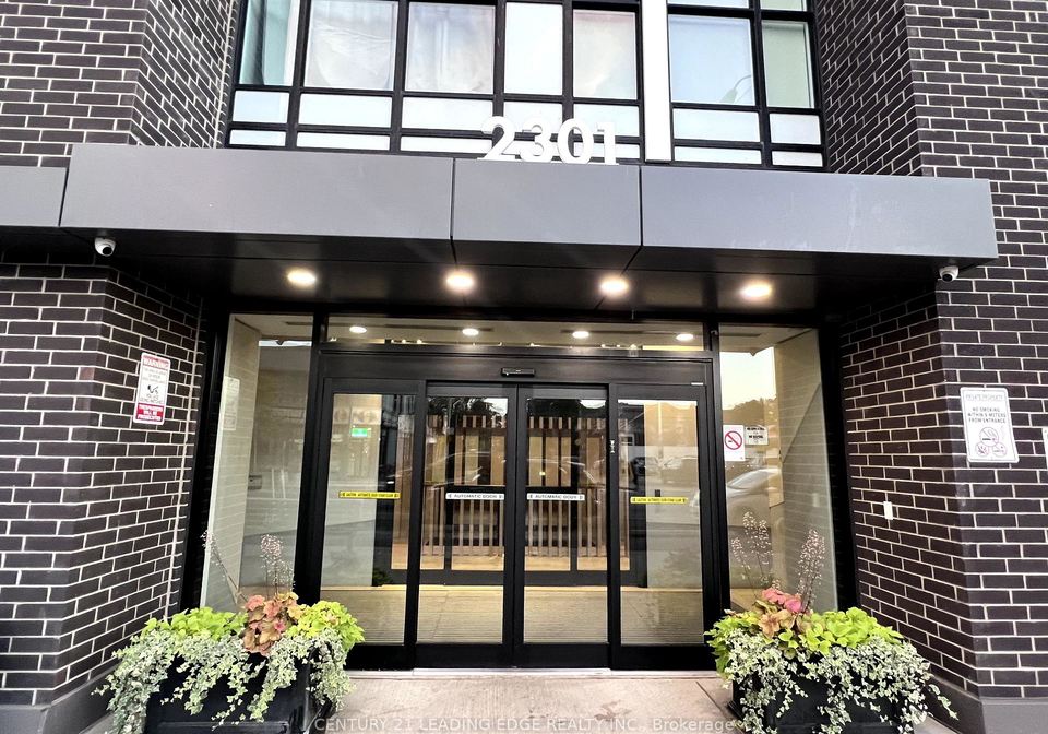 2301-danforth-avenue-toronto-ontario-e12413526