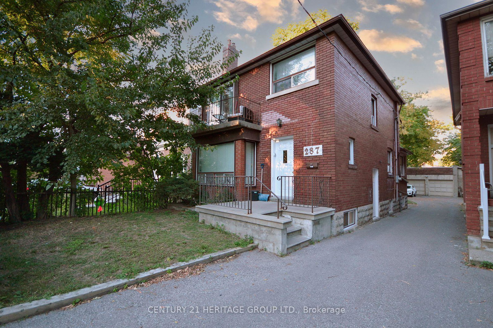 287-cedarvale-avenue-east-york-ontario-e12413886