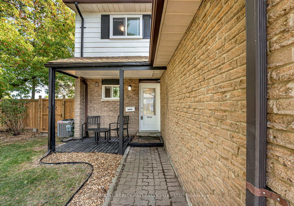 1551-alwin-circle-pickering-ontario-e12414005