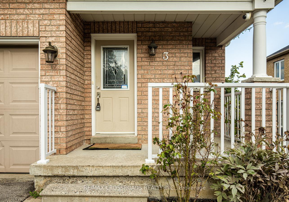 3-brimforest-gate-scarborough-ontario-e12415208