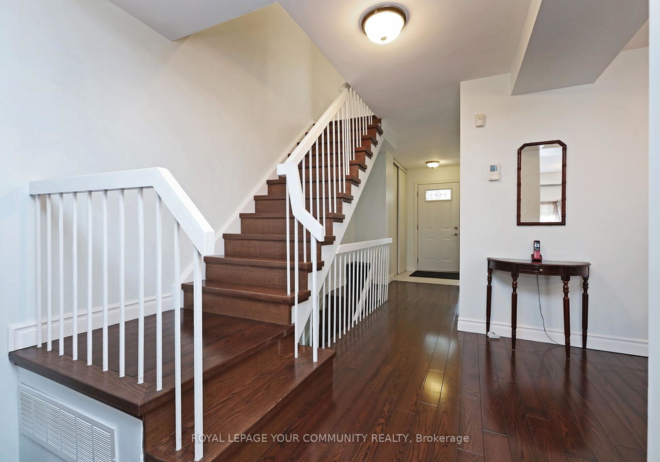 39-south-shields-avenue-scarborough-ontario-e12415286