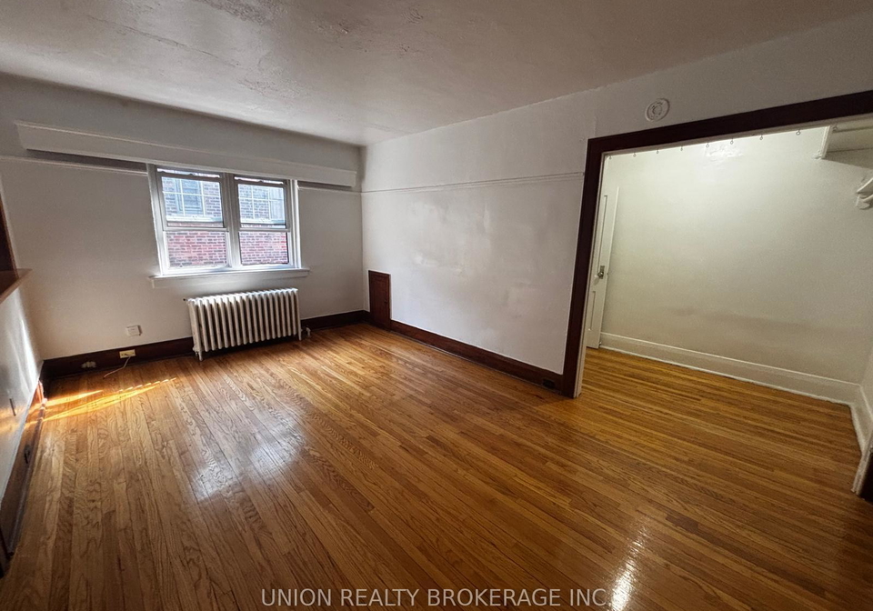 2401-queen-street-e-toronto-ontario-e12415417