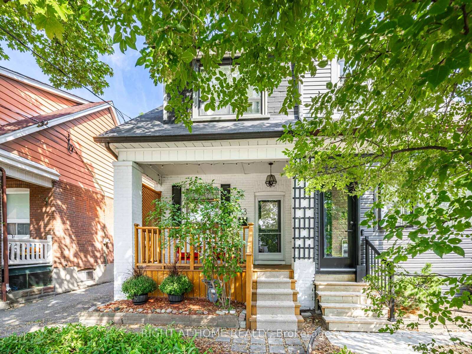 33-wiley-avenue-east-york-ontario-e12415571