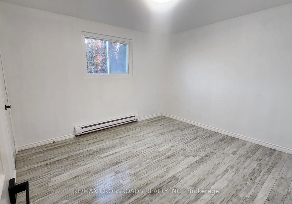 295-dwight-avenue-e-oshawa-ontario-e12415642