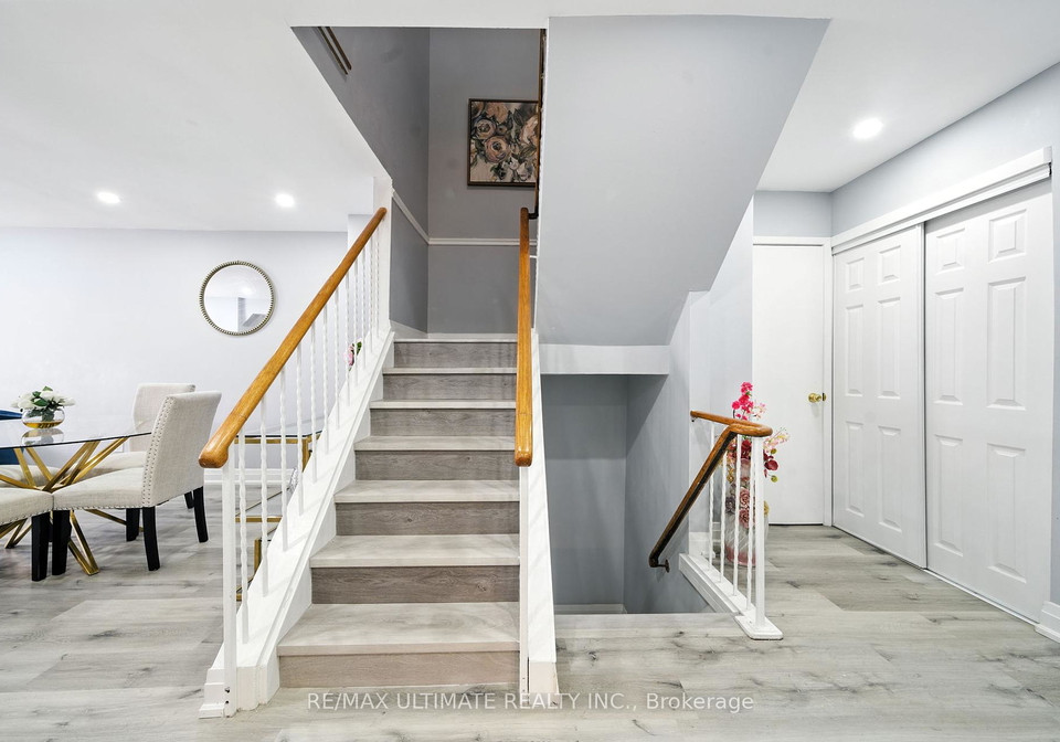 1553-geta-circle-pickering-ontario-e12417128
