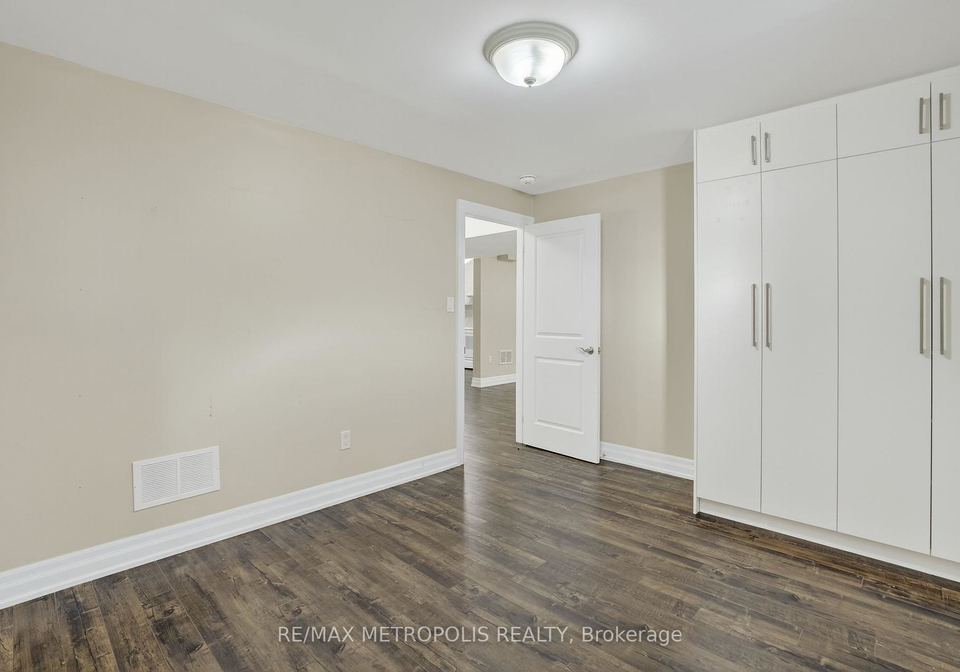 260-beechgrove-drive-scarborough-ontario-e12417355
