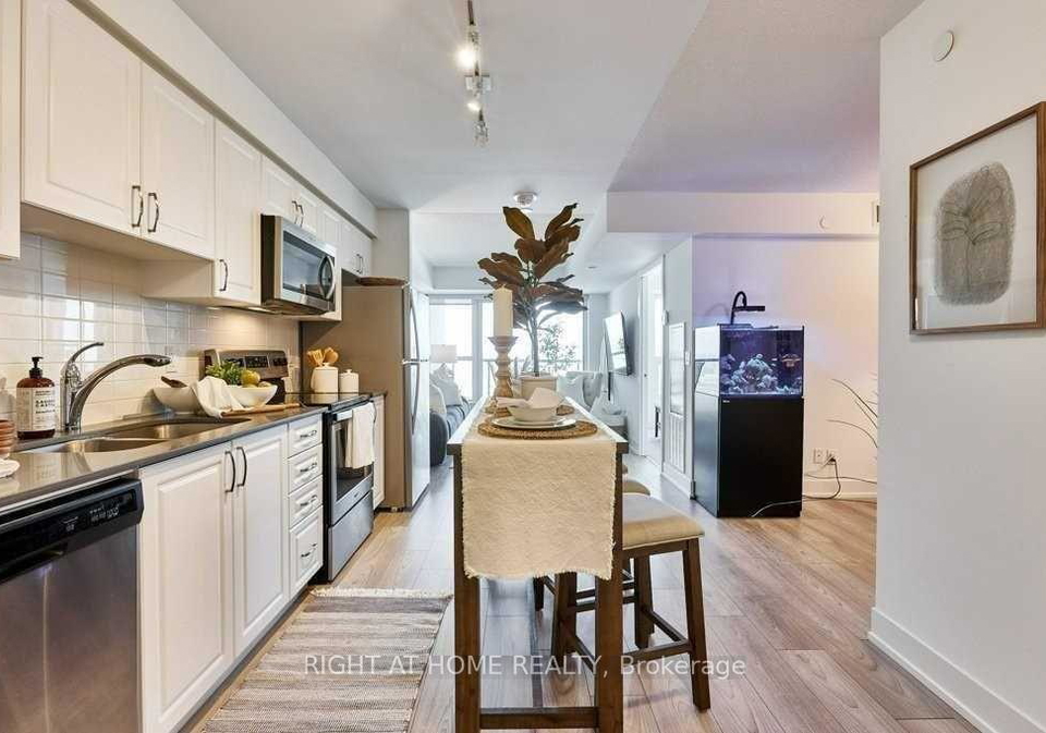 1255-bayly-street-e-pickering-ontario-e12417438