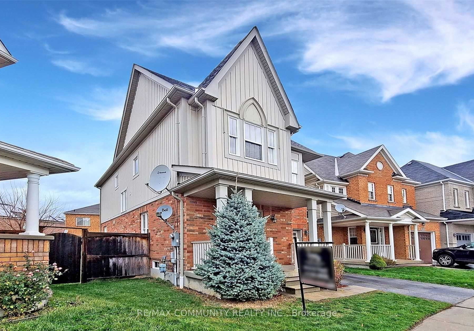 33-decourcy-ireland-circle-ajax-ontario-e12417744
