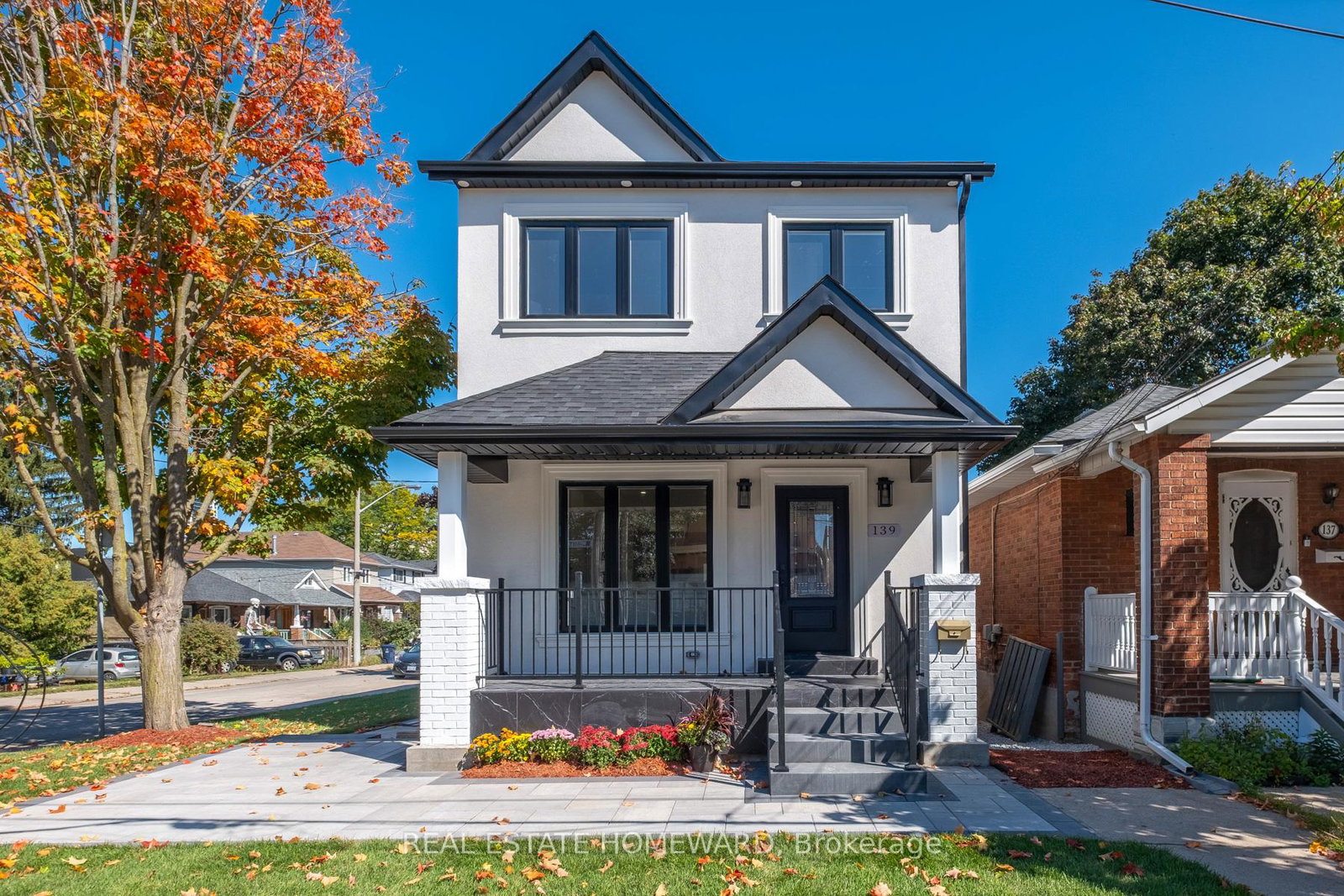 139-westlake-avenue-east-york-ontario-e12418541