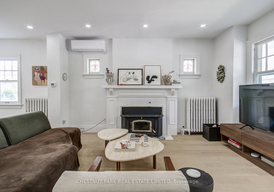 136-donlands-avenue-east-york-ontario-e12418828