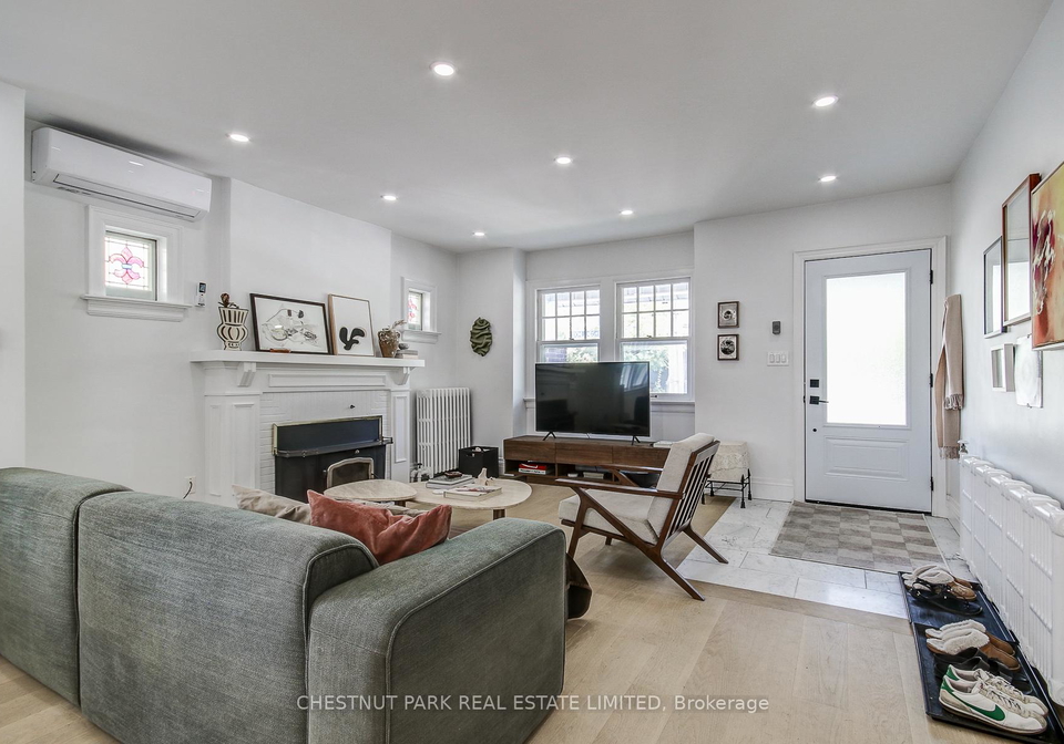 136-donlands-avenue-east-york-ontario-e12418828