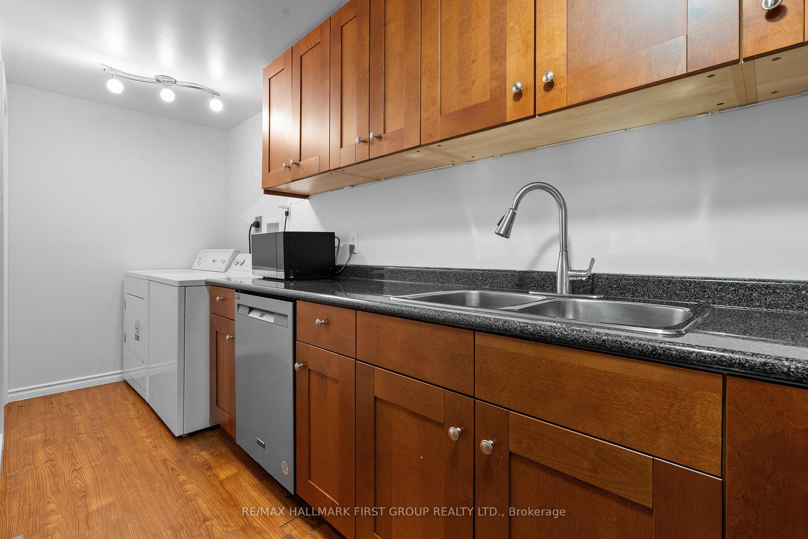 23-elephant-hill-drive-clarington-ontario-e12419416