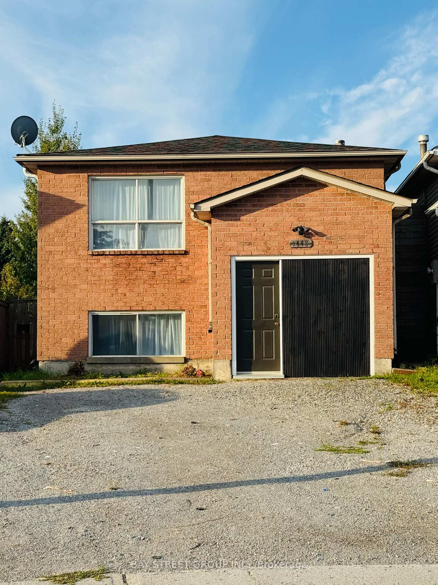1448-outlet-drive-oshawa-ontario-e12419632