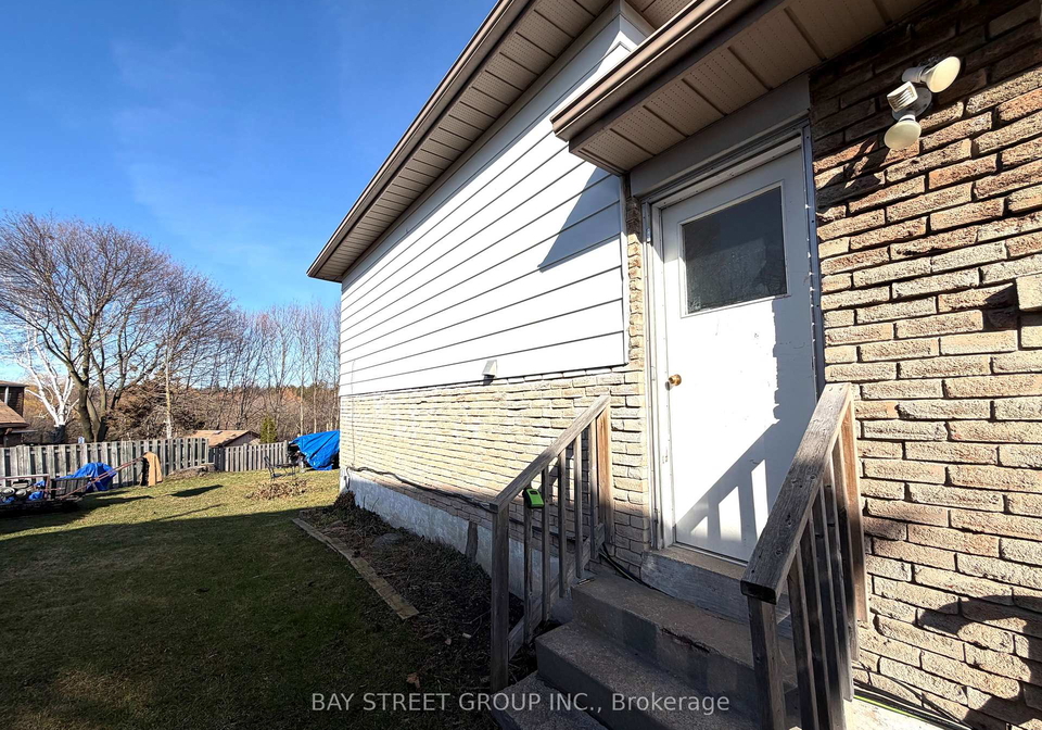 445-harcourt-drive-oshawa-ontario-e12420224