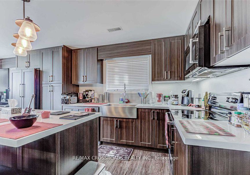 15-niddery-street-clarington-ontario-e12420404
