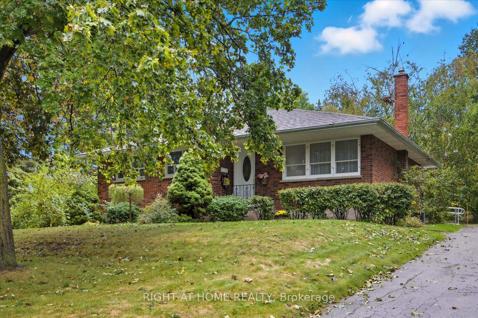 81-meadow-crescent-whitby-ontario-e12420676