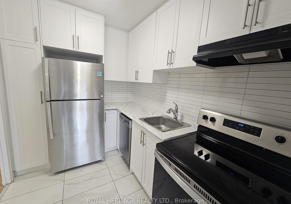 949-simcoe-street-n-oshawa-ontario-e12421428