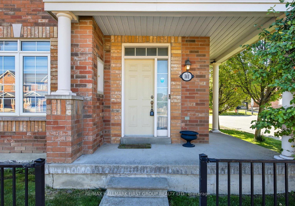 141-kenneth-hobbs-avenue-whitby-ontario-e12422144