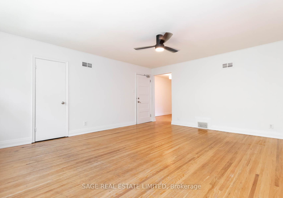 17-love-crescent-toronto-ontario-e12422361