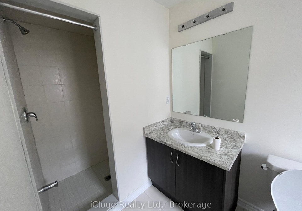 2501-athena-path-pickering-ontario-e12422544