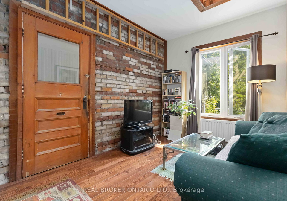 22-curzon-street-e-toronto-ontario-e12423435