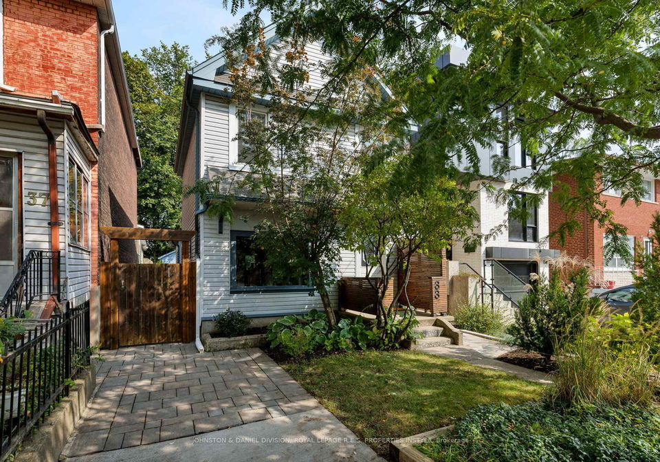 33-redwood-avenue-toronto-ontario-e12423648