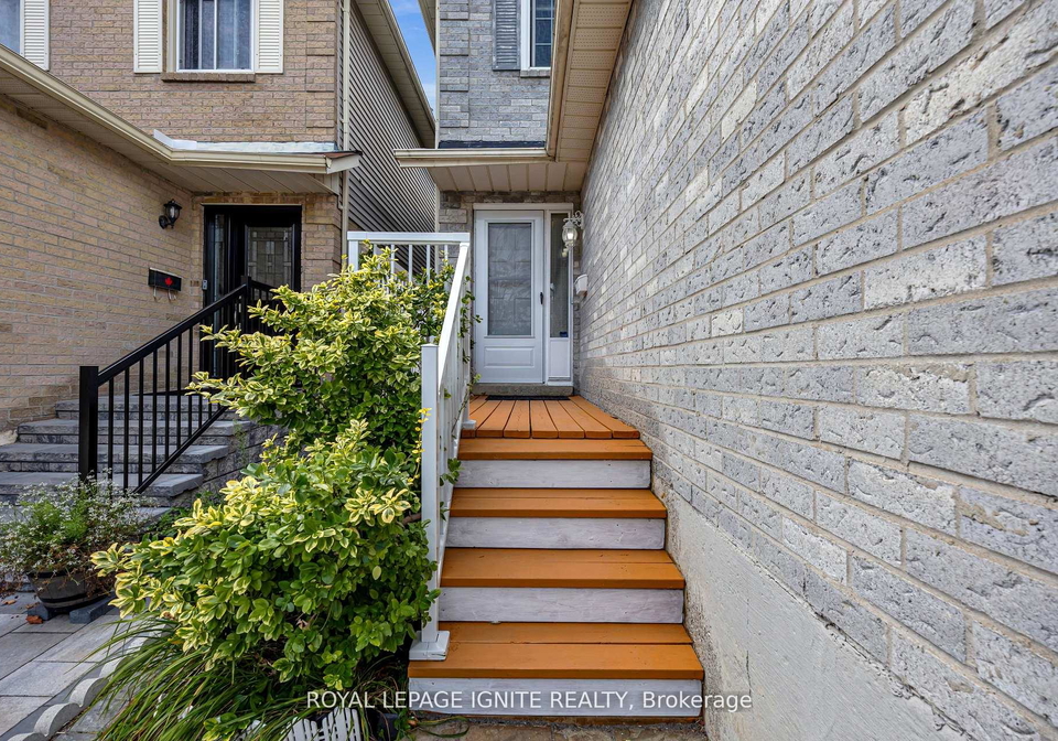 2156-duberry-drive-pickering-ontario-e12423896