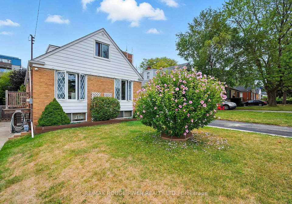 51-elfreda-boulevard-scarborough-ontario-e12424587