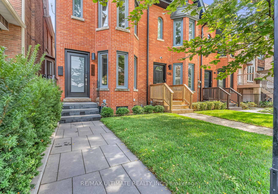 135a-pape-avenue-toronto-ontario-e12424605