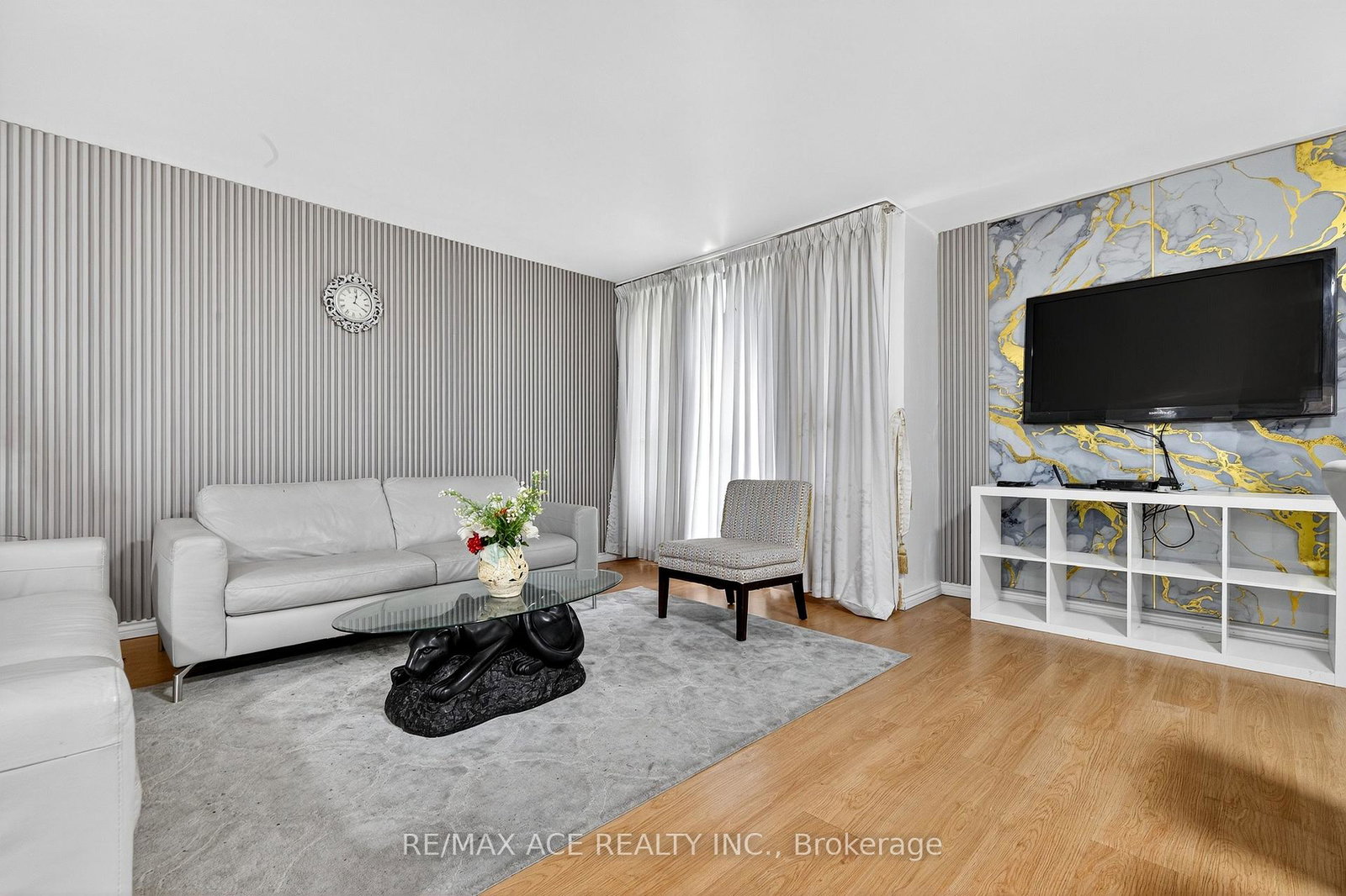 10-crescent-town-road-east-york-ontario-e12424763