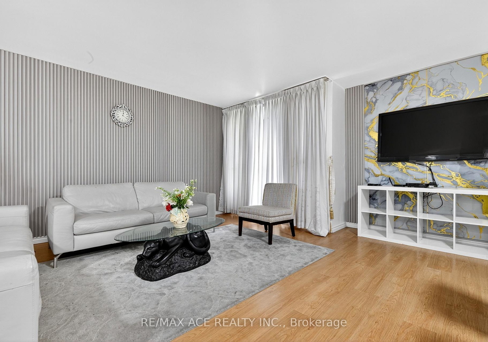 10-crescent-town-road-east-york-ontario-e12424763