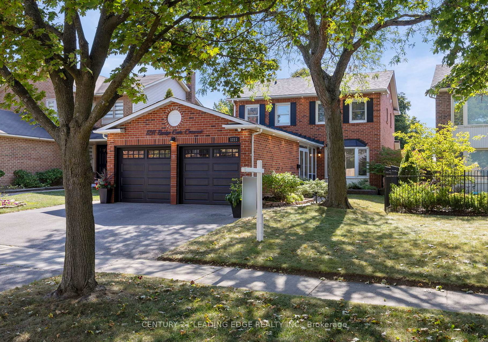 1211-bridge-gate-crescent-pickering-ontario-e12424975