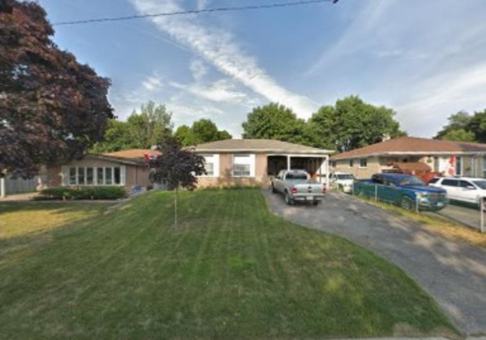 861-krosno-boulevard-pickering-ontario-e12425154