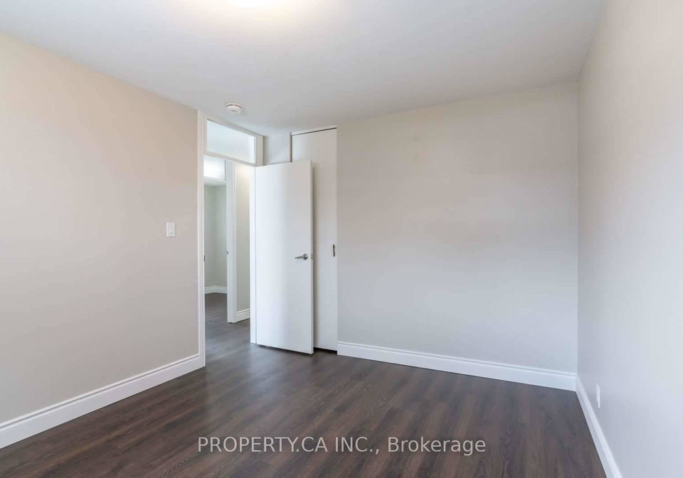 861-krosno-boulevard-pickering-ontario-e12425154
