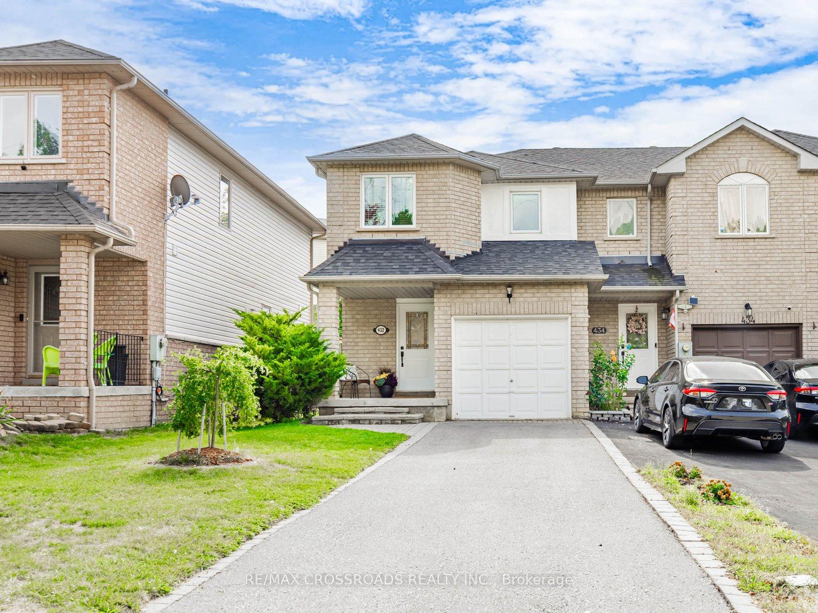 432-sparrow-circle-pickering-ontario-e12425301