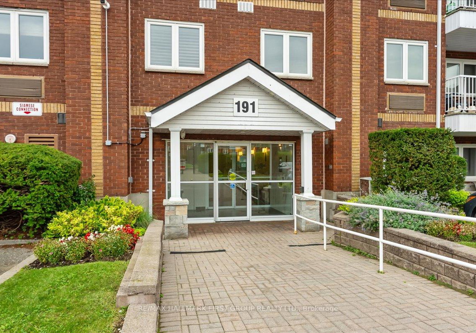 191-lake-driveway-w-ajax-ontario-e12426296