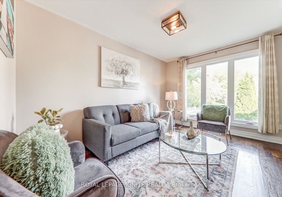 11-magnum-way-scarborough-ontario-e12426412